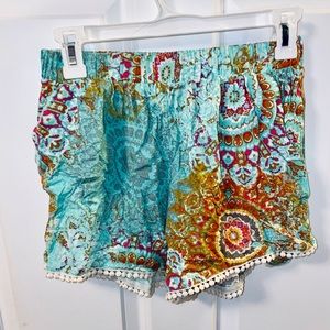 Patterned summer shorts